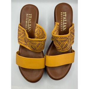 Italian Shoemakers Women Size 6 Mustard Yellow Floral Slide Sandals Wedge Heel